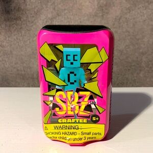 Screen Breakz (CRAFTEE) Collectible Figure 2024 New & Sealed